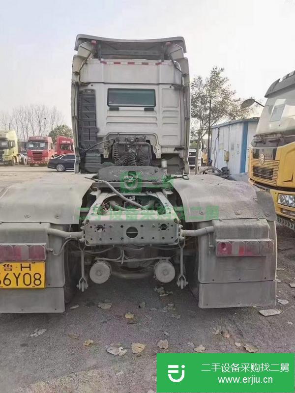 甘肅出售雙驅(qū)輕體汕德卡牽引車，440馬力，德國曼發(fā)動機帶原車液緩