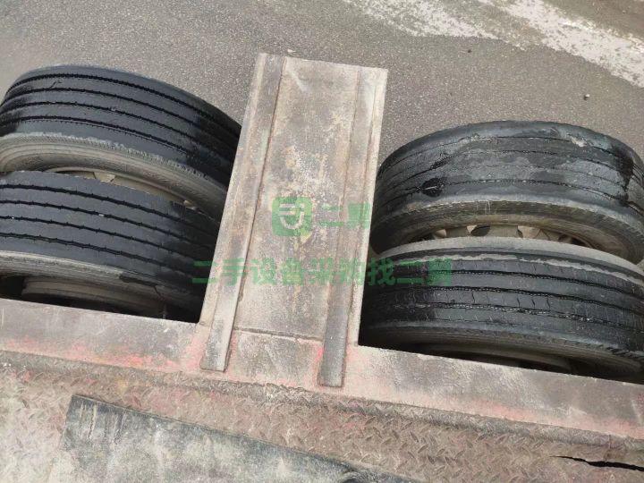 出售18年的13米爬梯山東掛車，車況精品