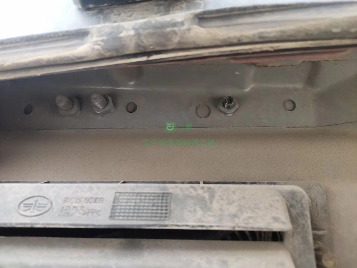 急售單驅解放悍V牽引車，18年8月入戶，新車狀態
