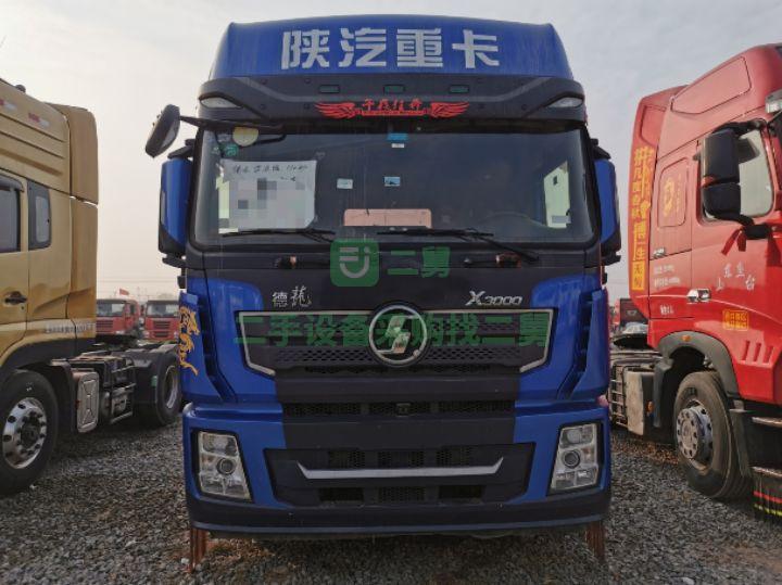 出售一臺17年的德龍X3000-550馬力牽引車
