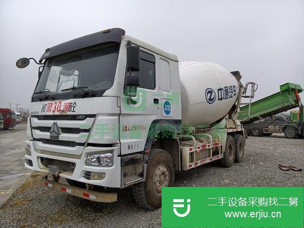 山東出售二手17年國五豪沃三橋16方攪拌罐車