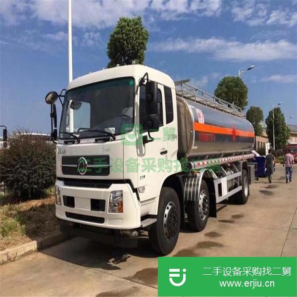 廣東出售二手東風柳汽小三軸20噸油罐車