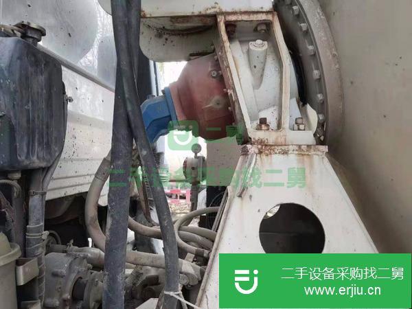 青海出售二手18年航天萬山國五9方攪拌罐車