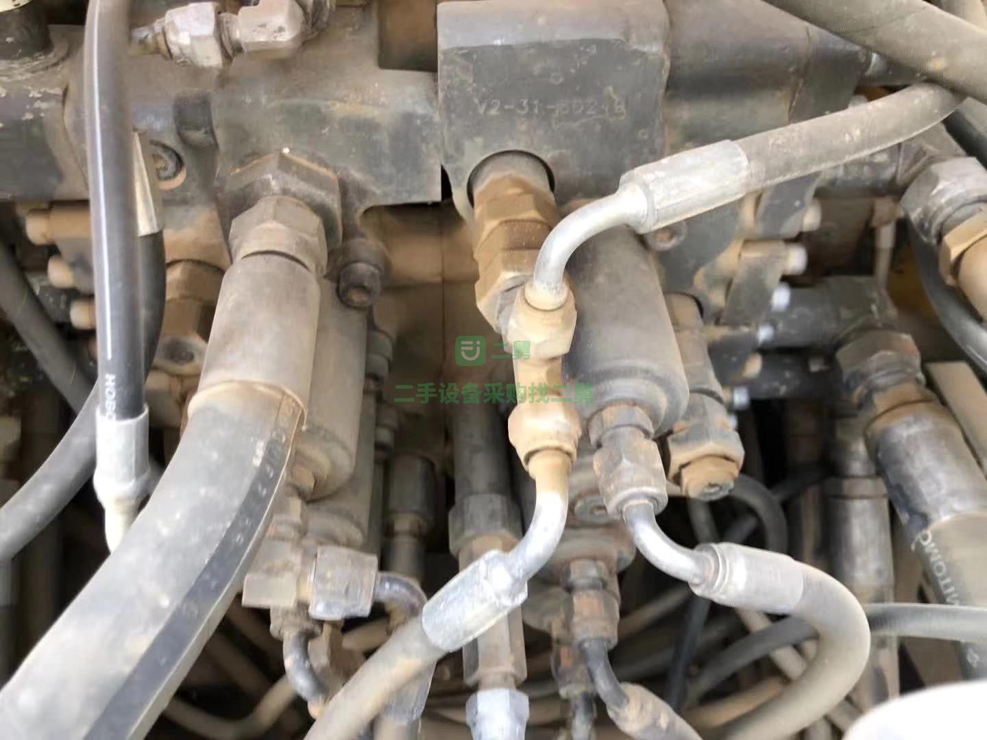 出售一臺沃爾沃210挖掘機2016年的