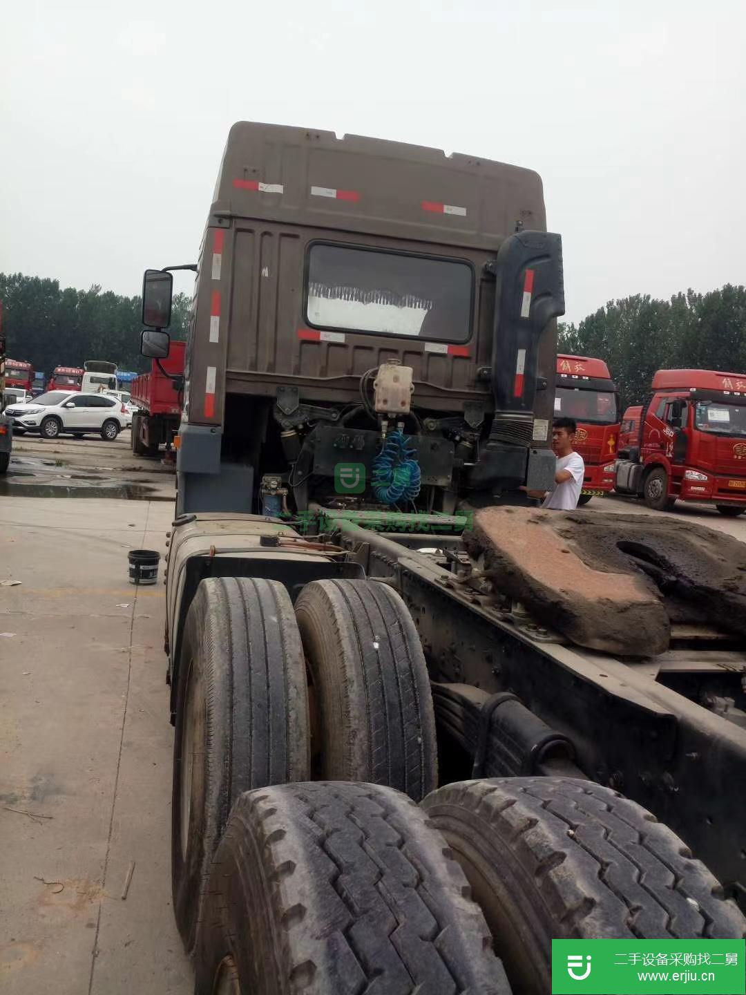 山東出售二手青島解放牽引車