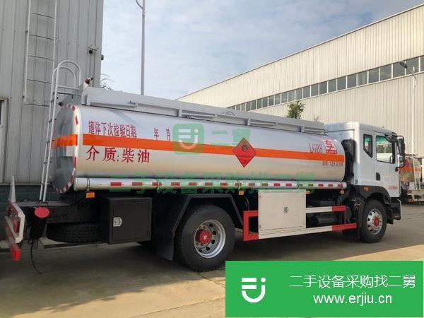 河北出售二手10噸油罐車可分期包上戶康機180馬力國五發動機