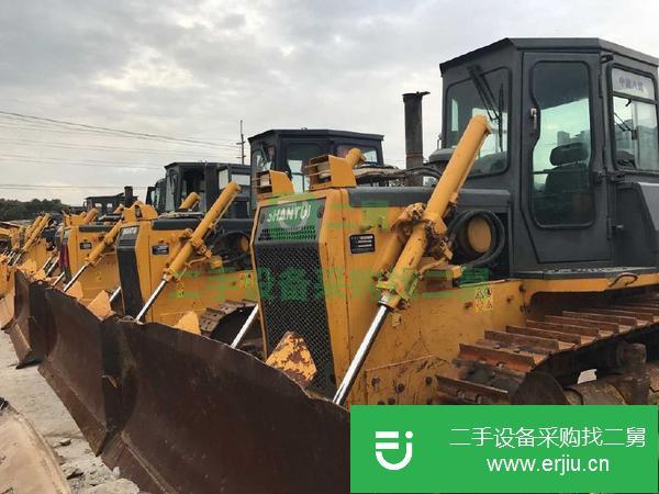 四川出售二手徐工SD130干地推土機