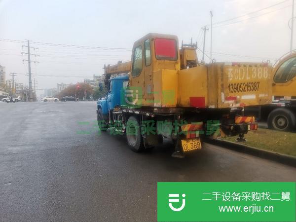 江蘇出售二手徐工十二噸吊車無任何事故