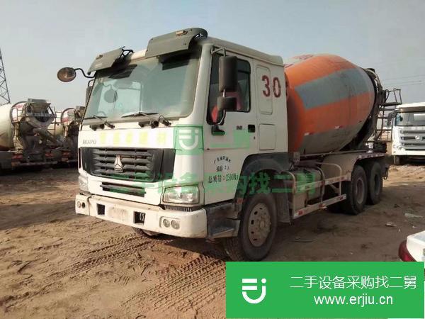 青海出售二手15年3月國四大12方攪拌車,中聯上裝,380馬力