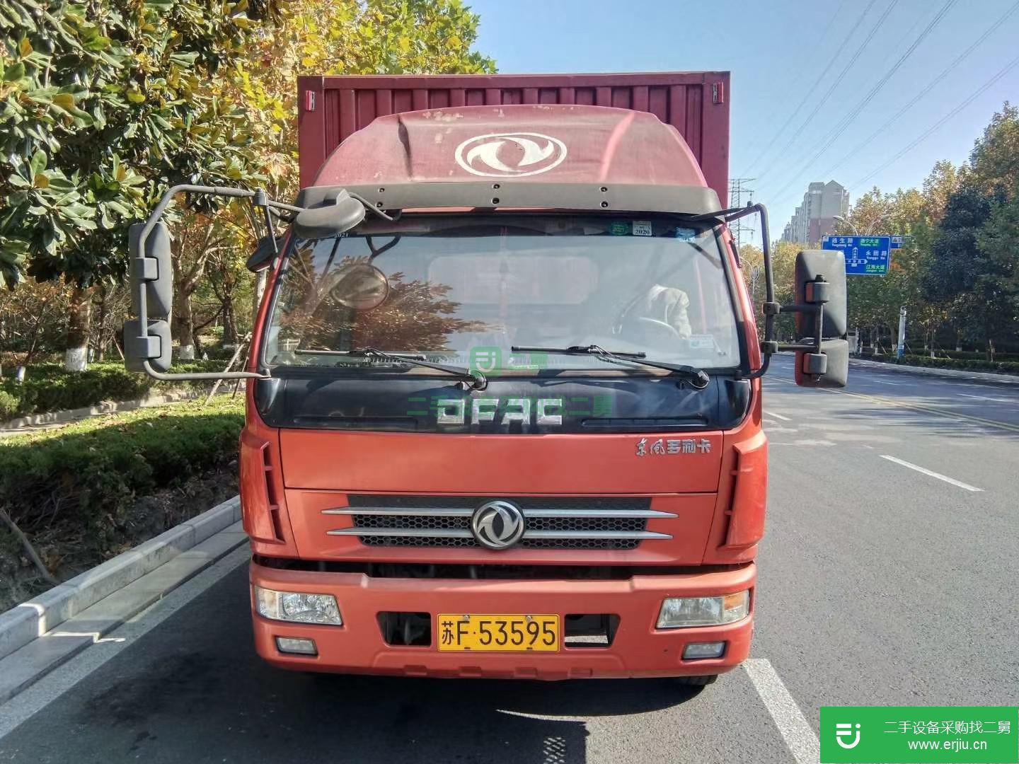 江蘇出售二手東風多利卡箱式貨車