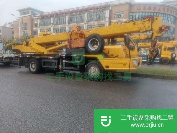 江蘇出售二手徐工十二噸吊車無任何事故