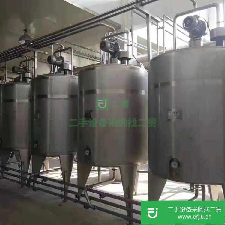 山東出售二手不銹鋼5噸立式儲罐