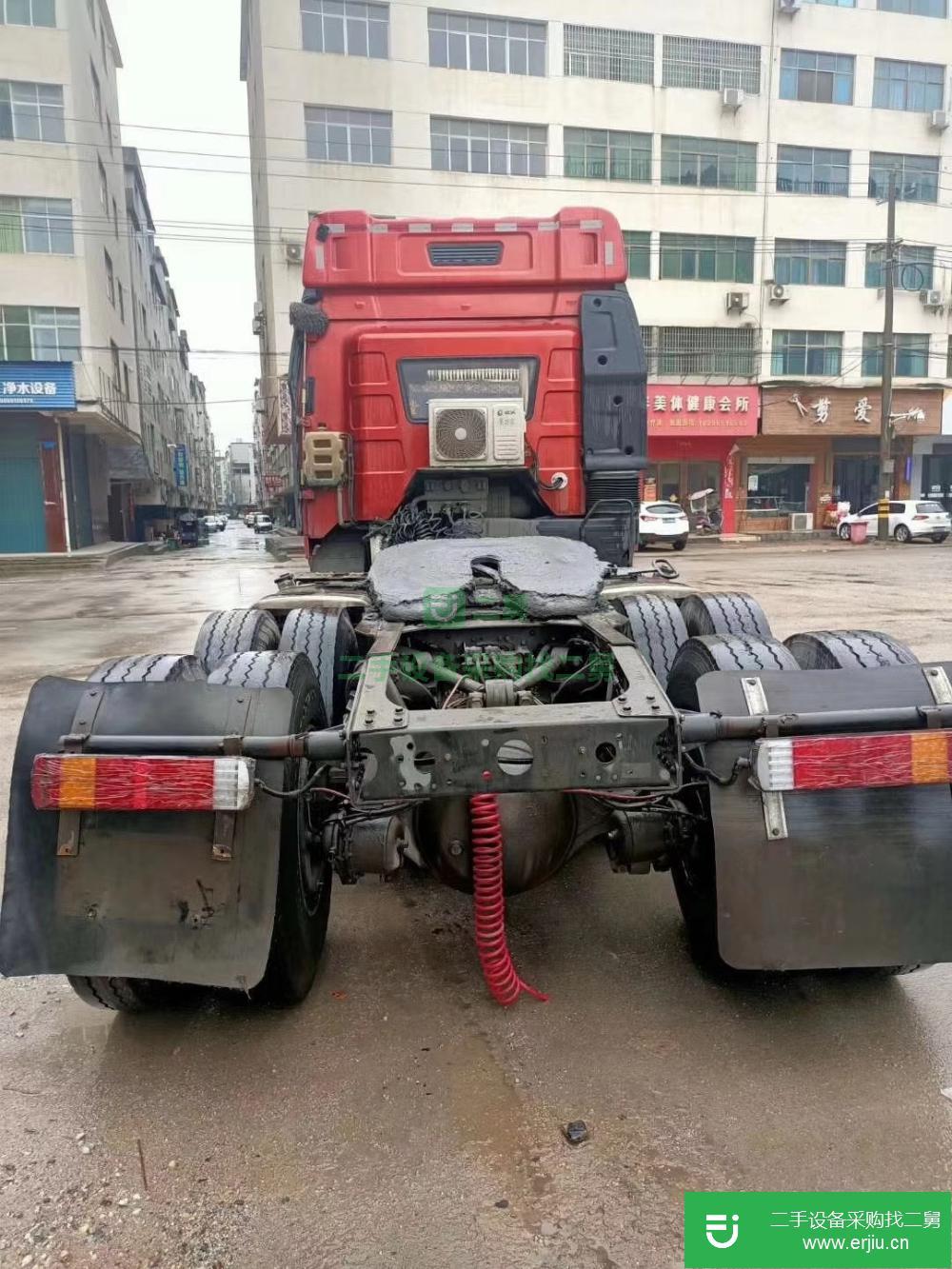 福建出售二手解放牽引車