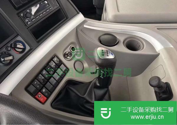 湖北出售二手東風(fēng)T5前四后八隨車吊