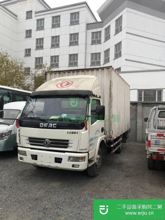 新疆出售二手東風多利卡廂式貨車