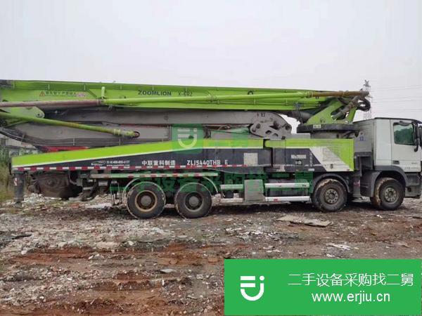 湖南出售二手中聯(lián)國五奔馳56米泵車