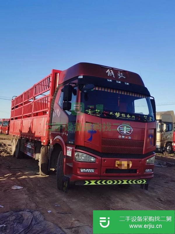 河北出售國四9.6米前四后八解放牽引車。375馬力  全保險