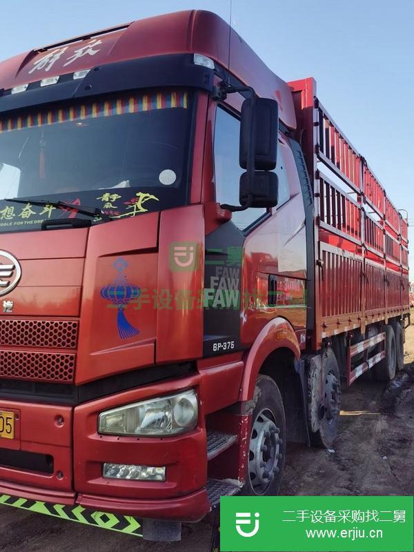 河北出售國四9.6米前四后八解放牽引車。375馬力  全保險