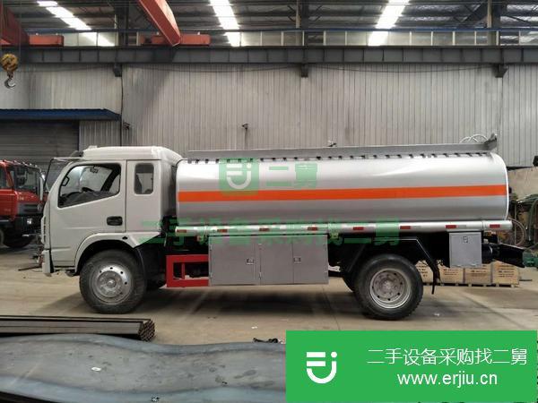 湖北出售二手8噸油罐車帶手續玉柴150馬力發動機