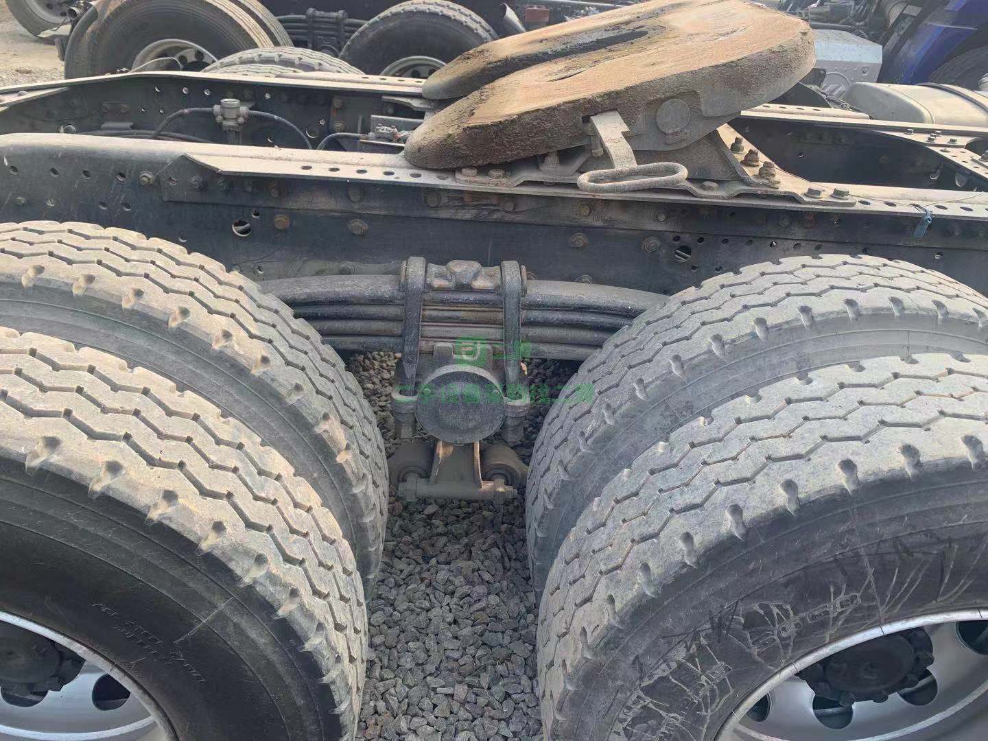 出售一臺18年5月的歐曼ETX濰柴發(fā)動機(jī)牽引車