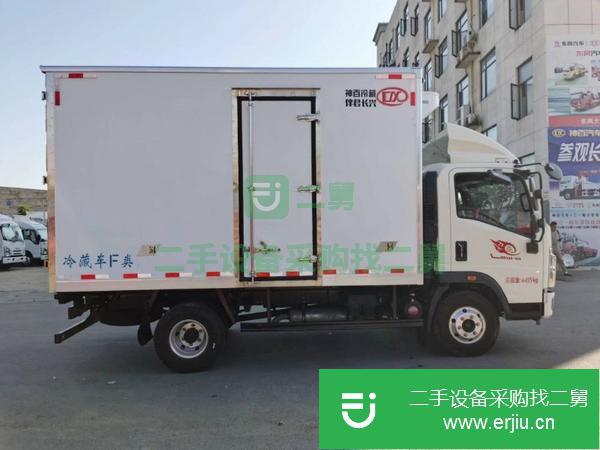 四川出售二手重汽豪沃4.2米160馬力冷藏車
