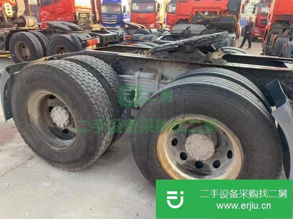吉林出售解放牽引車，420馬力錫柴發(fā)動機