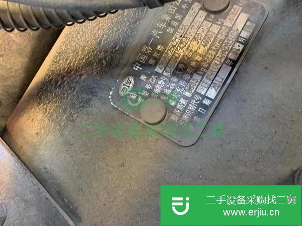 吉林出售解放牽引車，420馬力錫柴發(fā)動機