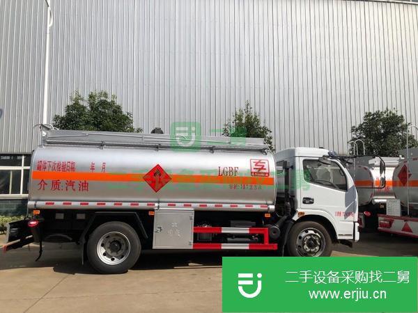 廣東出售二手10.1方油罐車可分期包上戶