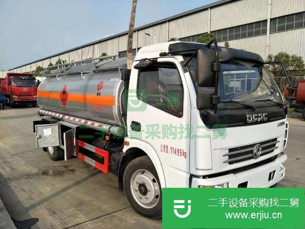 江蘇出售二手8噸東風(fēng)多利卡油罐車6立方