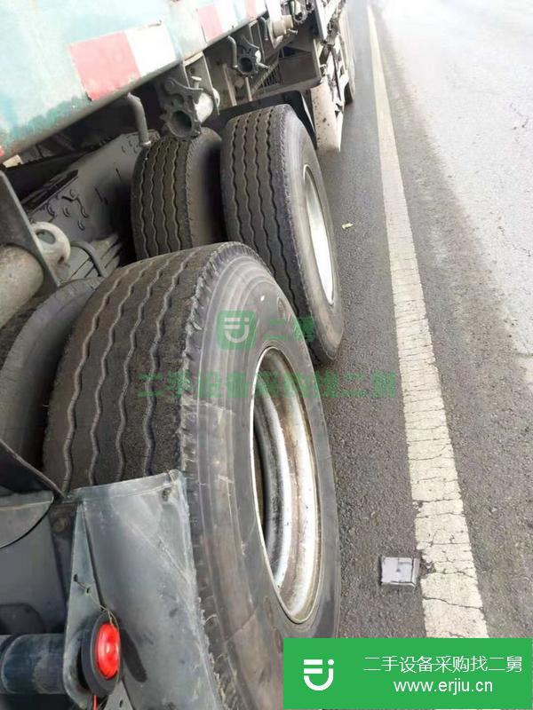 江蘇出售帶交強險解放牽引車，430馬力濰柴動力法士特變速箱