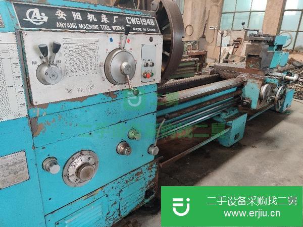 上海出售二手三米車床一臺,導軌聲音都不錯,帶800大卡盤