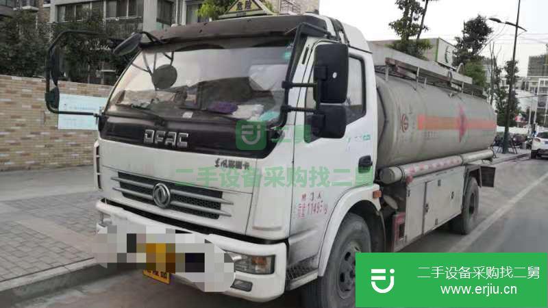 湖北出售二手東風多利卡油罐車150馬力