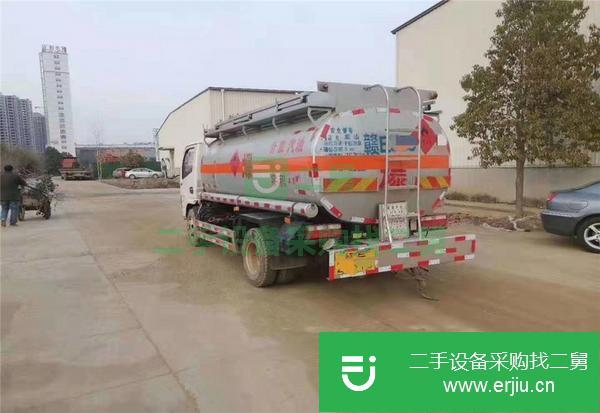 新疆出售二手東風5噸油罐車手續(xù)齊全國五