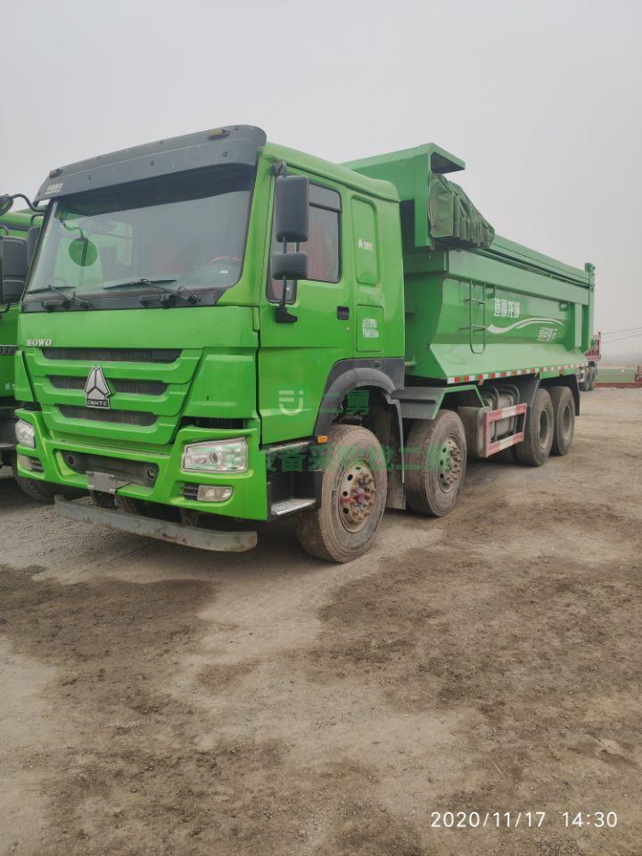 出售17年國五6.5米豪沃前四后八自卸車，可分期