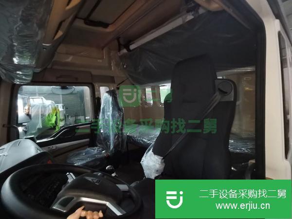 重慶出售二手重汽豪沃德國曼340馬力前四后八鋁合金油罐車