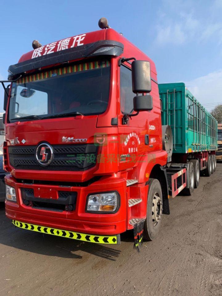 出售國六九成新德龍的二手牽引車