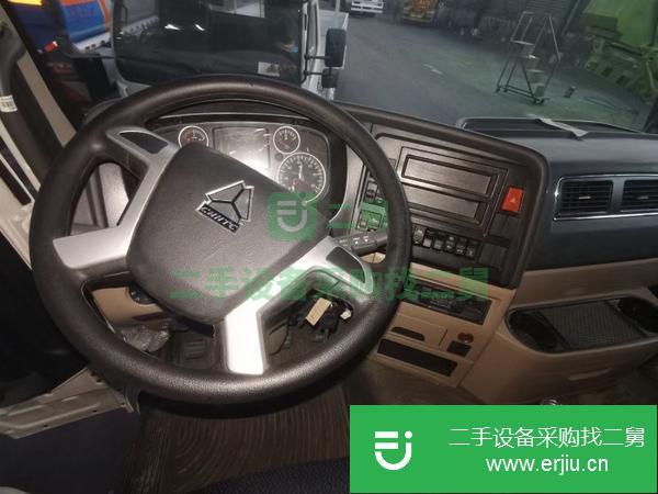 重慶出售二手重汽豪沃德國曼340馬力前四后八鋁合金油罐車