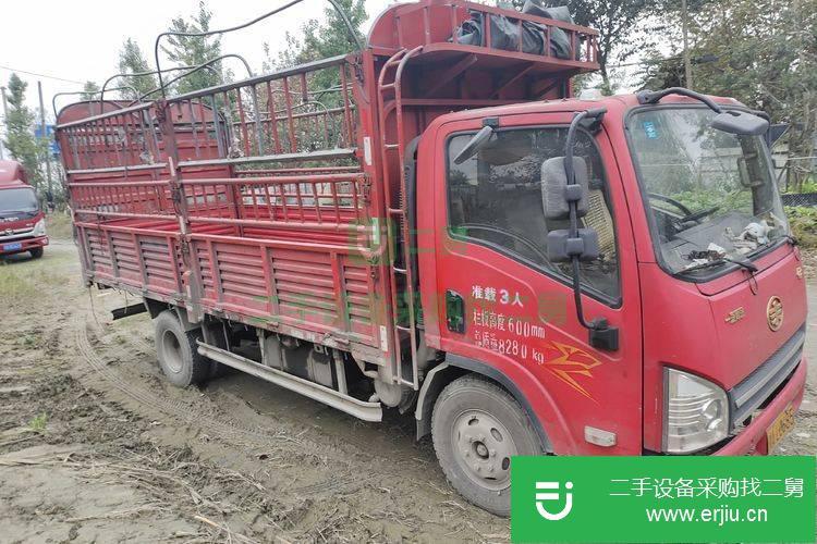 四川出售二手一汽解放131馬力貨車