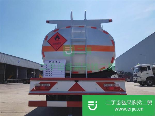 貴州出售二手8.6立方帶戶帶牌油罐車