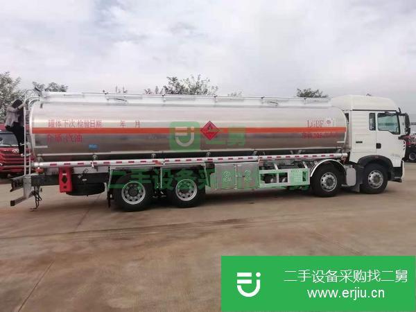 湖北出售二手東風8噸油罐車玉柴150馬力