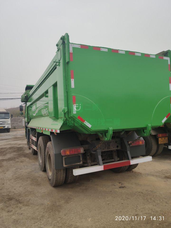 出售17年國五6.5米豪沃前四后八自卸車，可分期