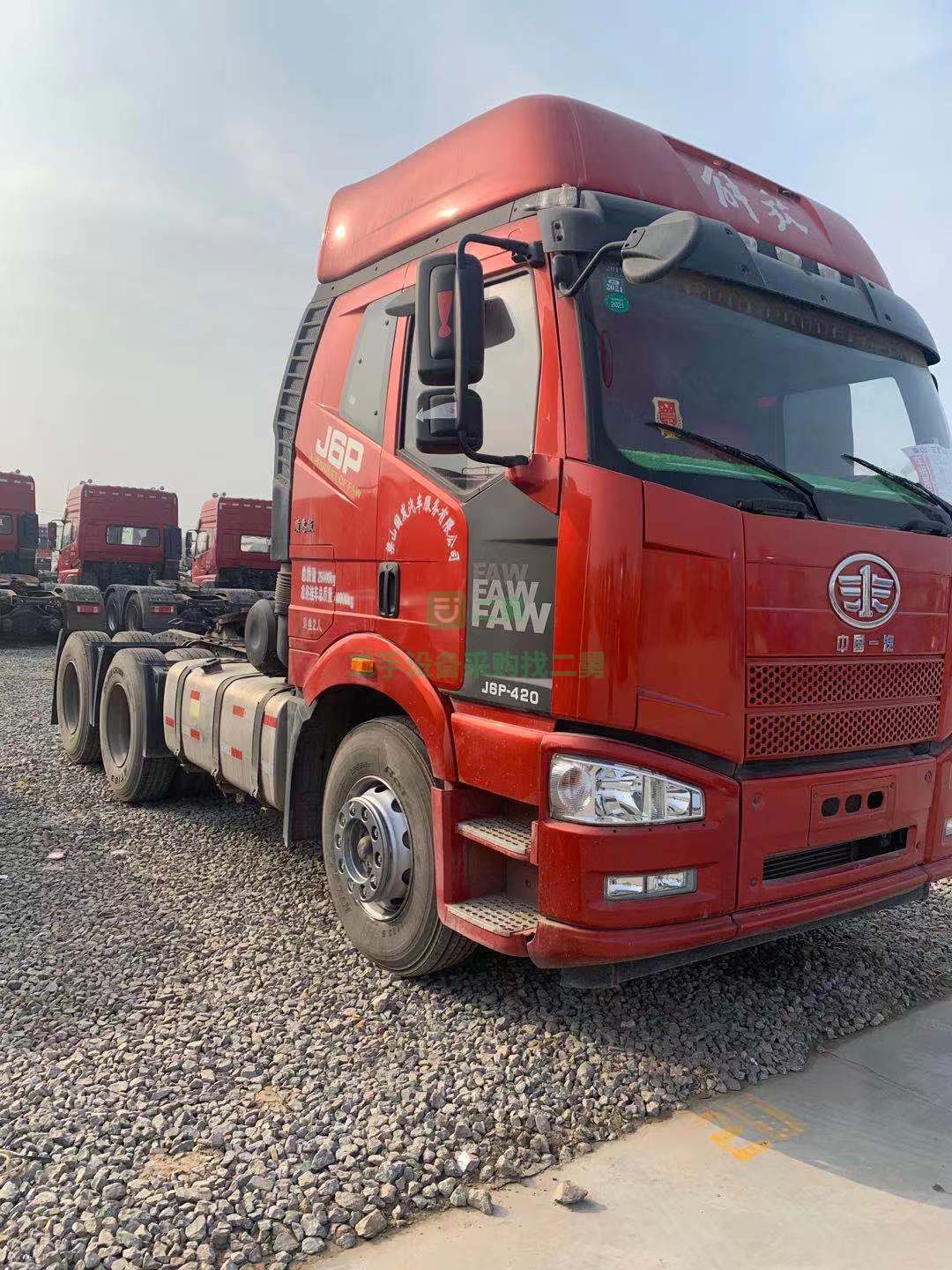 出售一臺18年7月的解放J6p質惠版牽引車