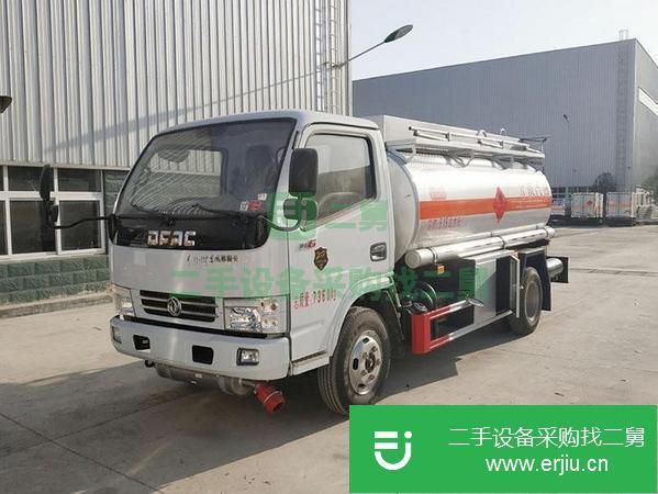 湖北出售二手東風多利卡5噸油罐車玉柴115馬力國五發動機