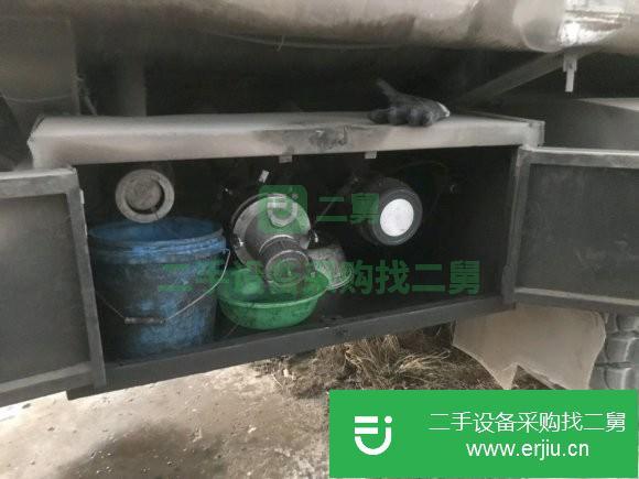 湖北出售二手30噸前四后八油罐車手續齊全車況好