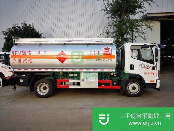 浙江出售二手解放國五J6F10.1方大柴155馬力油罐車
