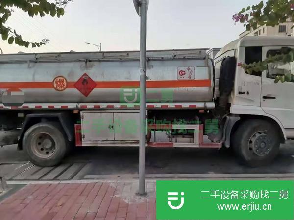 湖北出售二手12噸油罐車帶手續6檔變速箱康明斯190國五發動機