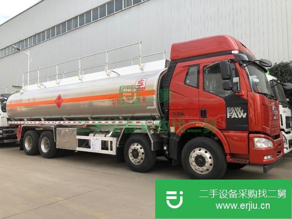 湖北出售二手前四后八鋁合金31.6方油罐車
