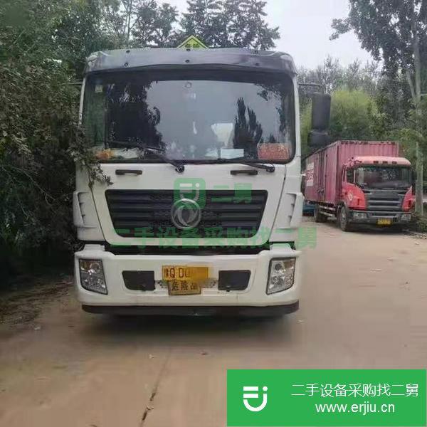 湖北出售二手東風小三軸油罐車