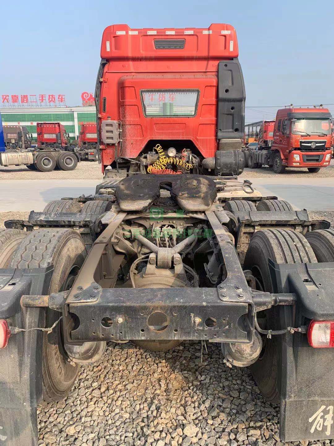 出售一臺18年7月的解放J6p質惠版牽引車