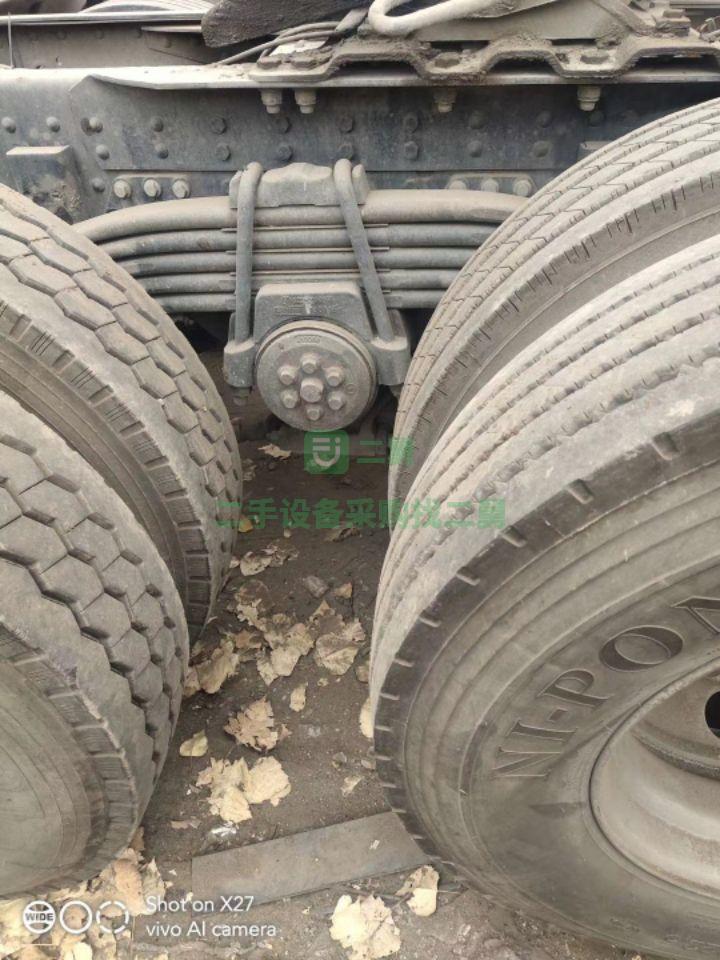 出售17年的國五德龍新M3000牽引車